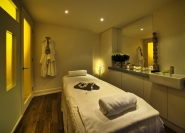 Glow SPA - Treatment Room